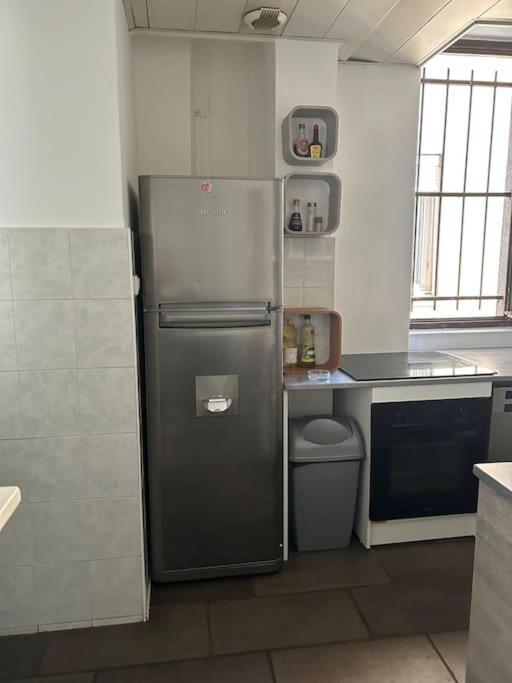 Superbe Appartement Avec Parking Gratuit Vaulx-en-Velin Exteriér fotografie